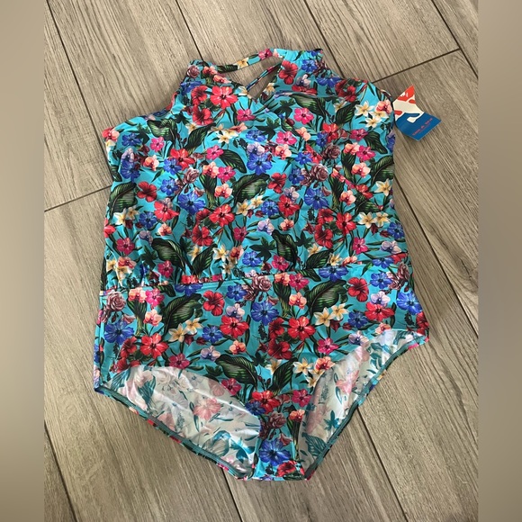 Sun & Sea Bathing Suit One Piece - Picture 1 of 4